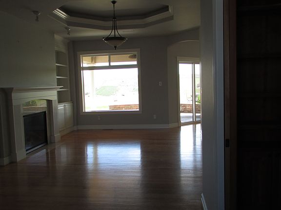 3rd image of 1208 Heritage Hills Dr