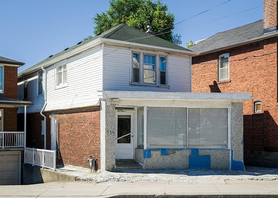 1st image of 724 Vaughan Rd