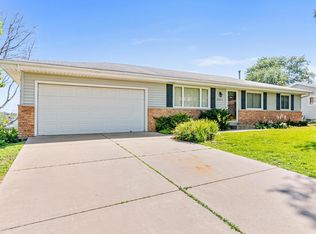 8317 46th Ave N, New Hope, MN 55428