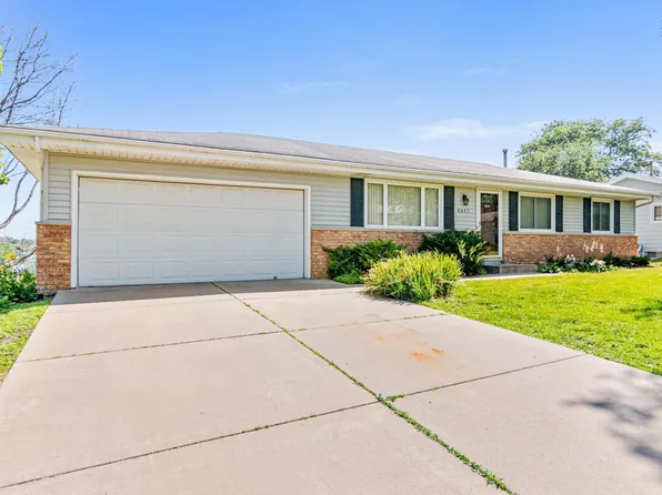 8317 46th Ave N, New Hope, MN 55428