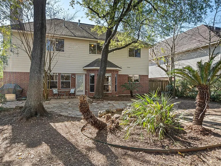 2630 Lakeway Dr — Photo 31