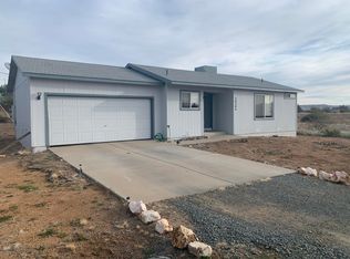 20284 E Hereford Dr, Mayer, AZ 86333