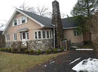 9754 9760th Rte #9W, Athens, NY 12015