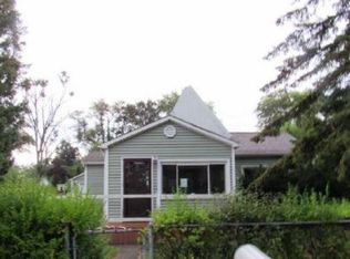2863 Gibson St, Lake Station, IN 46405