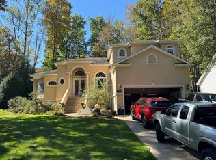 119 Barnstaple Dr, Daniels, WV 25832