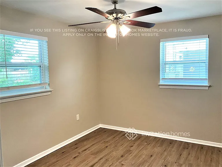 711 Humber Ln — Photo 13