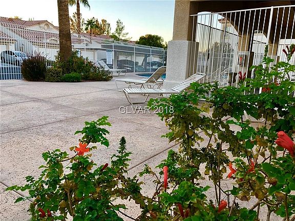 2nd image of 855 N Stephanie St Unit 2511