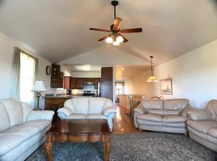 48 Warren Ave, Middletown, RI 02842