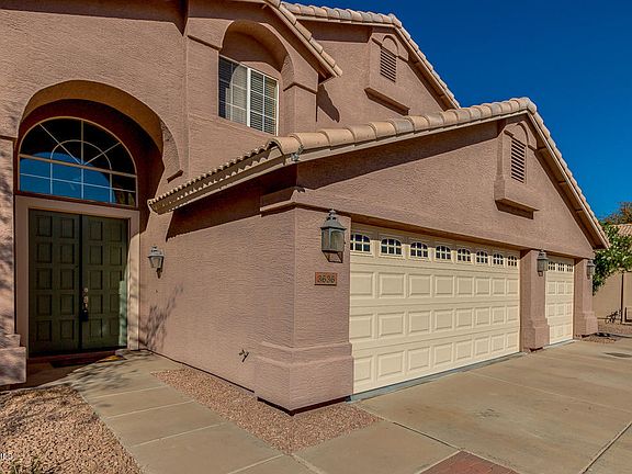 4th image of 3636 E Redwood Ln