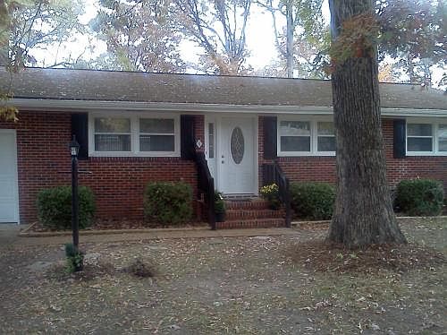 1st image of 9 Courtney Ave