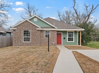 1325 N 11th St, Waco, TX 76707