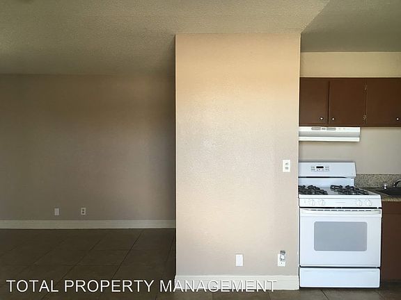 5th image of 2416 Clifford Ave APT 120