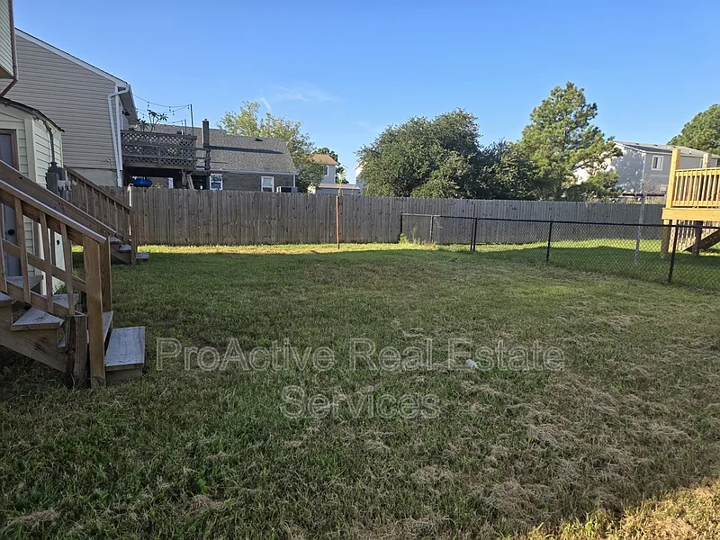 2 bed, 1.0 bath, 1148 sqft, $1,850 — Photo 3