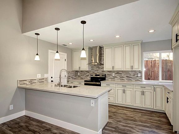 5th image of 7132 Bonita Way