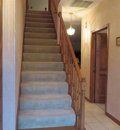 3rd image of 416 Huntwood Ln
