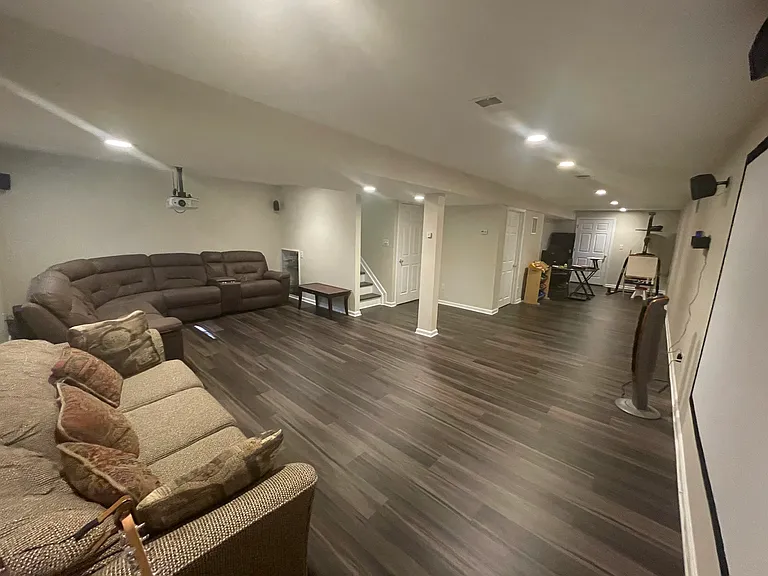 330 Fountayne Ln — Photo 11