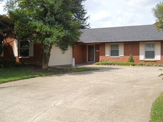 1st image of 805 Kentucky Pkwy