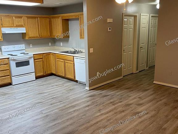 3rd image of 101 Britthaven Dr APT C