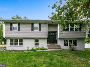 327 Johnson Rd, Sicklerville, NJ 08081