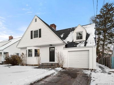 55 Elm Tree Place, Stamford, CT, 06906