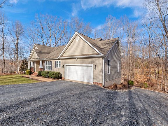 2nd image of 33 Mulligan Dr