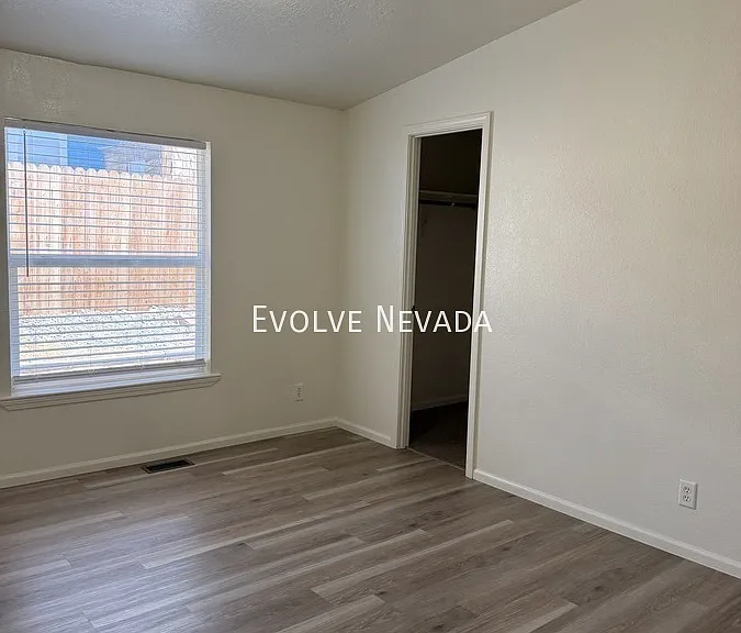5320 Ruby Creek Ct — Photo 3