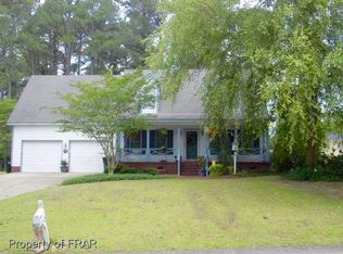 8237 Shoreway Dr, Fayetteville, NC 28304