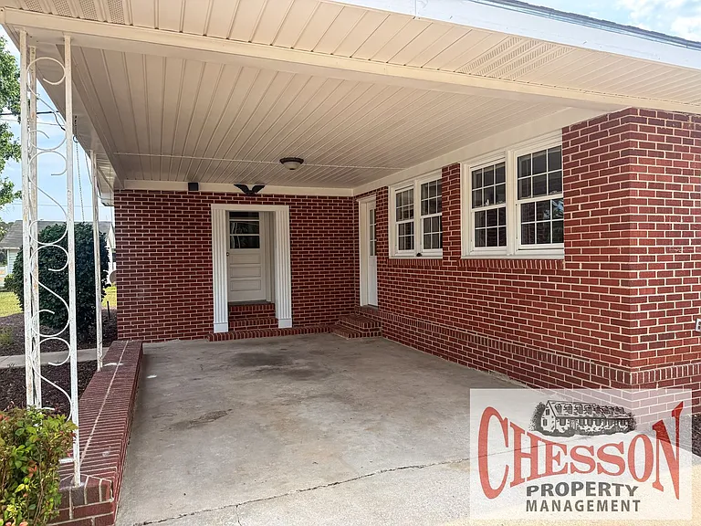 6127 State Highway 42 W — Photo 3