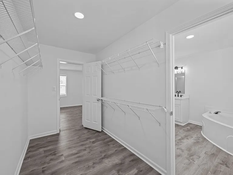 2634 Samuel Ct — Photo 18