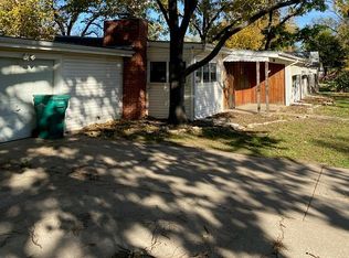 2930 W 3rd St N, Wichita, KS 67203