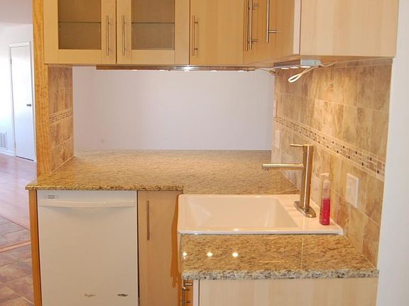 5th image of 1366 E Wyndham Cir APT 204