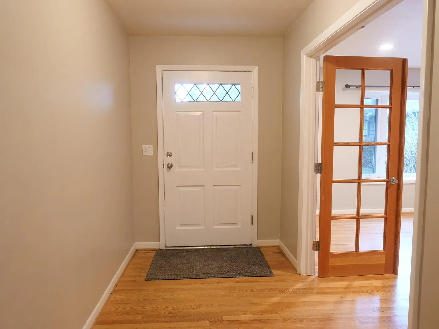 3 bed, 1850 sqft, $3,200 — Photo 4