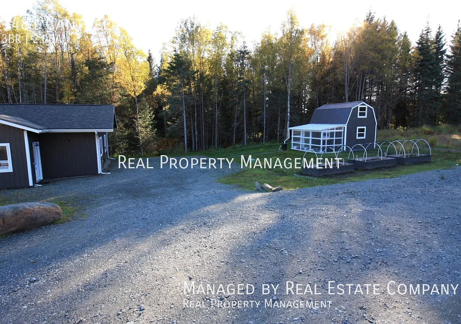 Single-family Home in the heart of Homer — Photo 3
