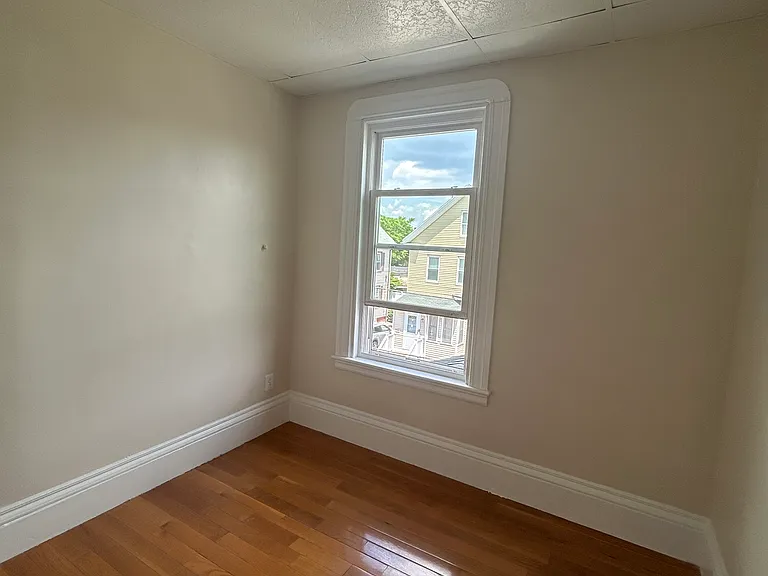 15 Phillips St #2 — Photo 14