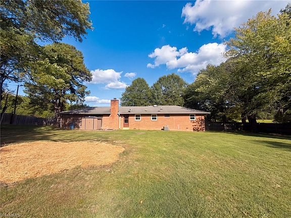 5th image of 7059 McLeansville Rd