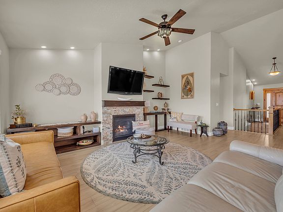 2nd image of 11176 S Shilling Ave
