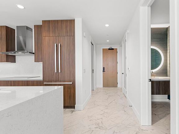 5th image of 777 3rd Ave N #1506