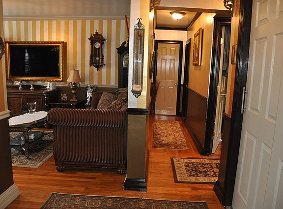 5th image of 8385 Woodhaven Blvd APT 6U