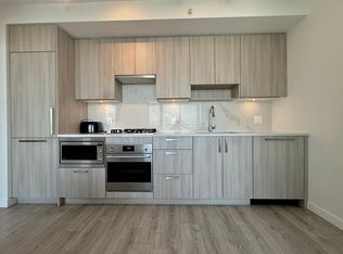 13350 Central Ave #3801, Surrey, BC V3T 0S1