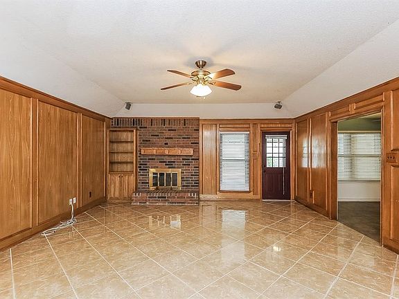 3rd image of 7333 Wexford Ct
