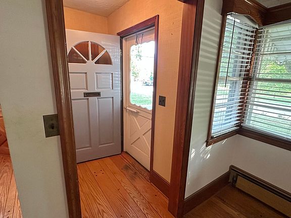 5th image of 338 Rowan Rd