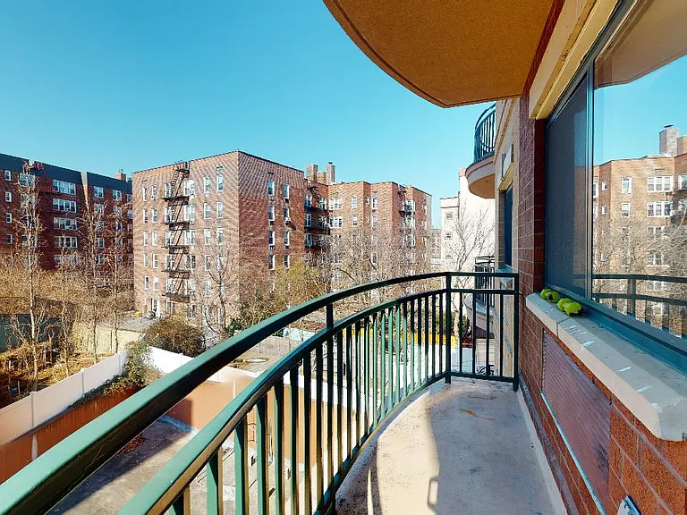 84-14 143rd St #Penthouse 2 — Photo 17