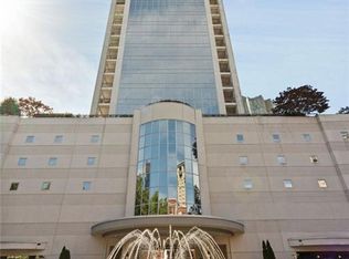 2828 Peachtree Rd NW APT 1704, Atlanta, GA 30305