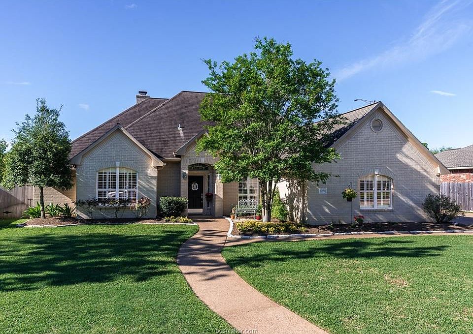 1st image of 4704 Shoal Creek Dr