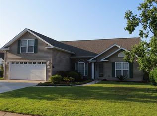 1138 Lampwick Ln, Murrells Inlet, SC 29576