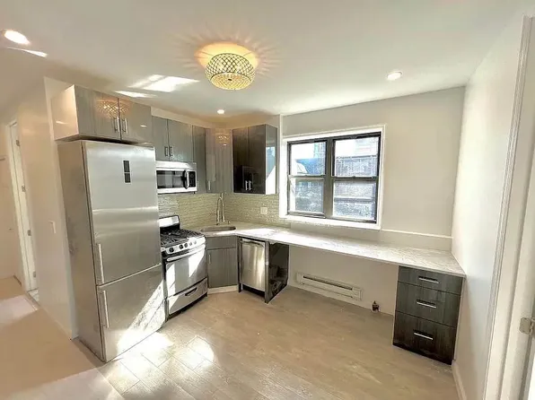 620 East 6th Street image 1 of 2