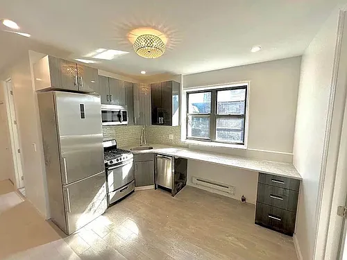 620 E 6th St #NINETEEN Photo 1