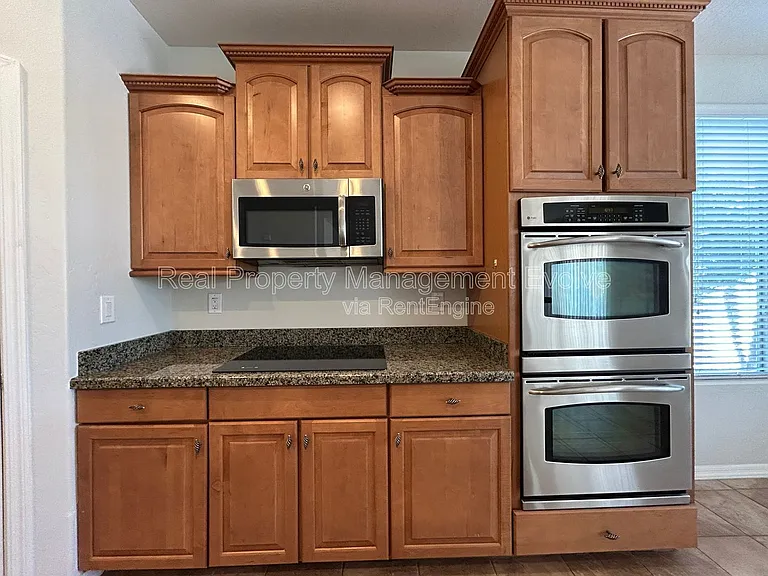 9707 S 45th Ave — Photo 15