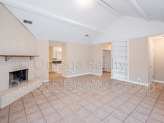 4th image of 608 Glade Park Dr