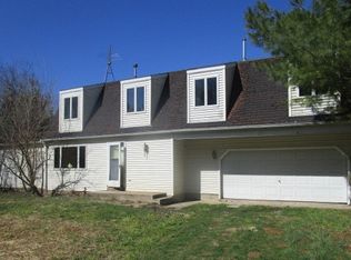 7707 Shields Rd, Harvard, IL 60033